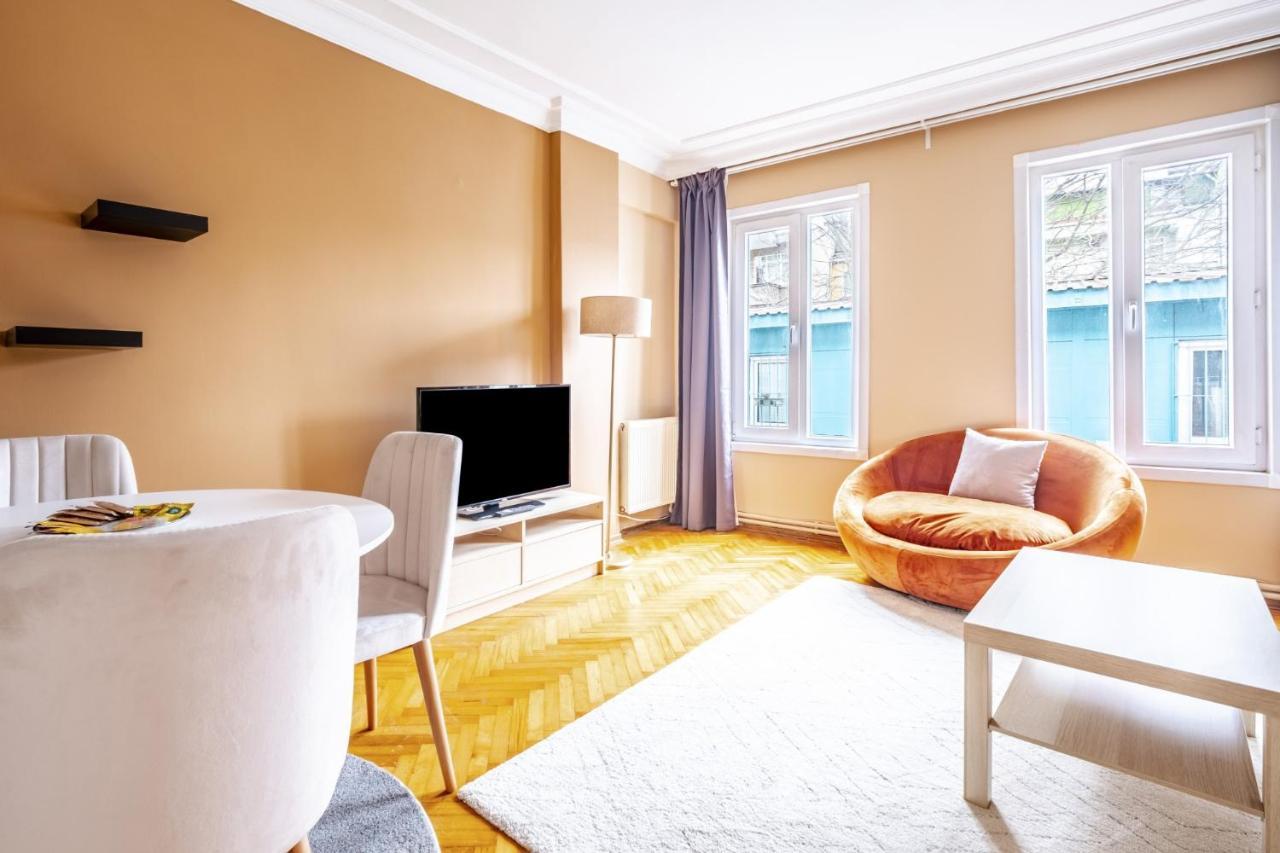 Flat With Bridge View 200 M To Ortakoy Shore * Provincia di Istanbul